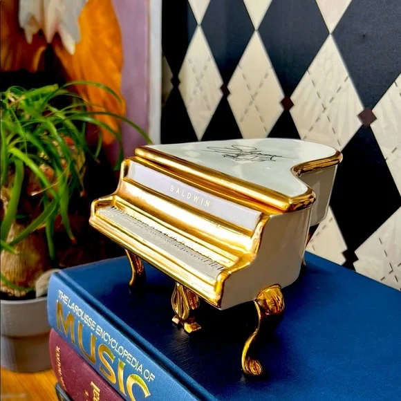 Music Box Liberace Piano | Porcelain | Rare | Luxury RARE Vintage | Collectible - Picture 6 of 17